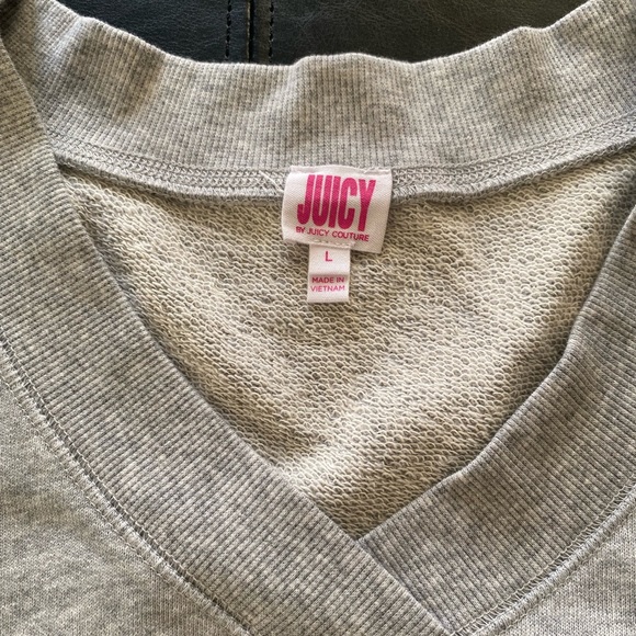 Juicy Couture Oversized Sweatshirt - Picture 3 of 3